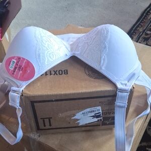 Agelina Elegant White Lace Bra